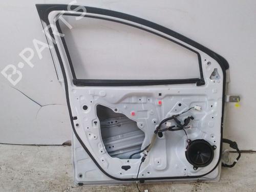 Left front door TOYOTA YARIS (_P13_) | BP31183431C2