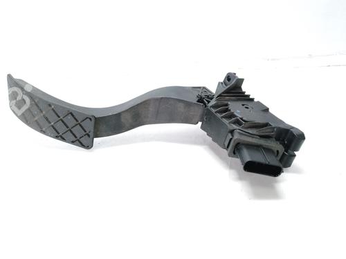 Used Pedal Pedal 9810333 9810333