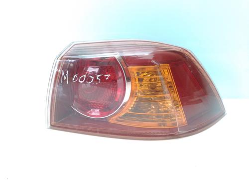 right-taillight-mitsubishi-lancer-viii-sportback-cx_a-20-di-d-cx8a-8330a606-2007-13734072 main image