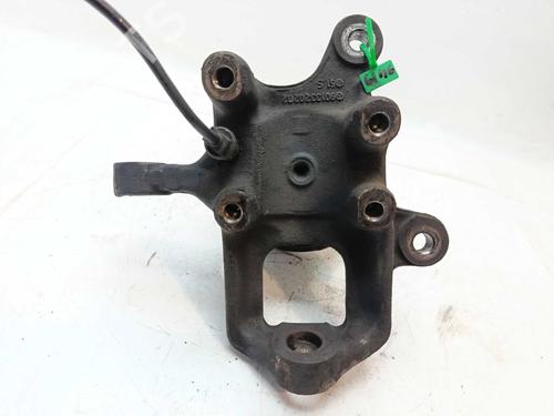 Used Right front steering knuckle Right front steering knuckle MERCEDES-BENZ SPRINTER 3-t Van (B903) 313 CDI (903.663, 903.662, 903.661) (129 hp) 39880969 39880969
