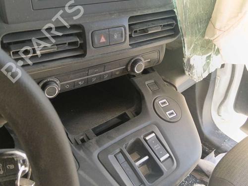 Used Climate control Climate control TOYOTA PROACE CITY Box Body/MPV (BPZ_) Electric (BPZS) (136 hp) 39510127 39510127