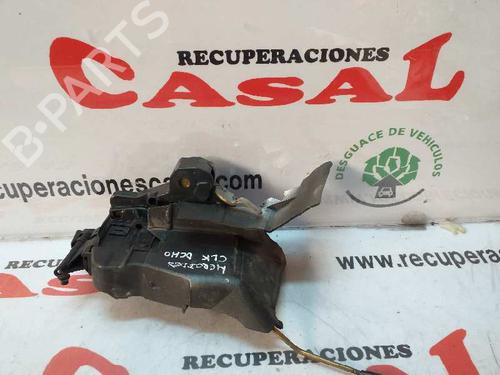 Used Front right lock MERCEDES-BENZ CLK (C208) CLK 230 Kompressor (208.348) (197 hp) 7956073