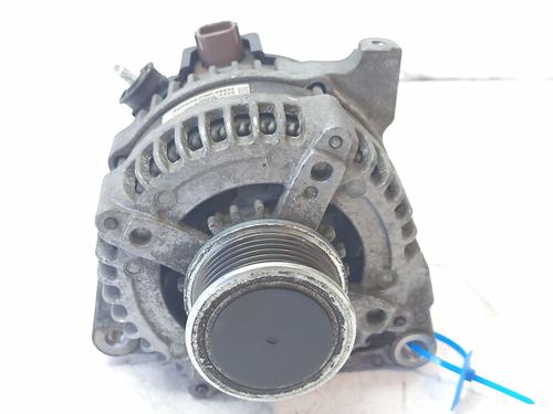 Used Alternator TOYOTA AURIS (_E15_) 1.4 D-4D (NDE150_, NDE150R) (90 hp) 30518527