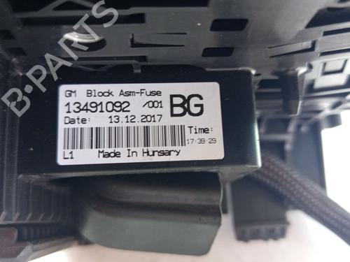 Fuse box OPEL CORSA E (X15) 1.4 LPG (08, 68) | BP37537563E1 - Image 5