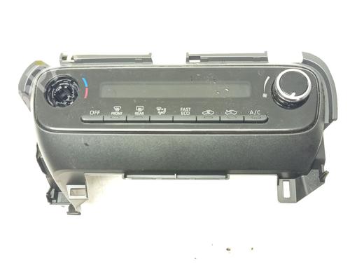 Comando chauffage TOYOTA YARIS (_P13_) [2010-2020]  31158055