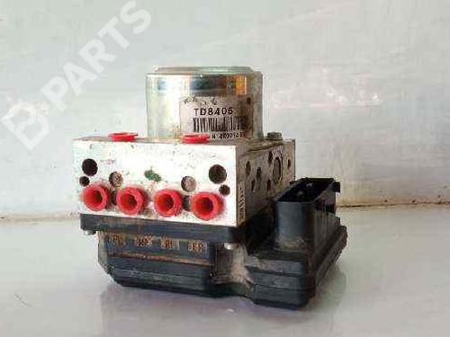 Used ABS pump NISSAN JUKE (F15) 1.5 dCi (110 hp) 8132549