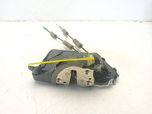 front-right-lock-toyota-yaris-cross-mxp_-2020-30576754 main image