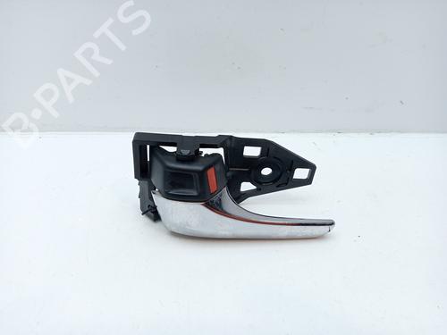 Used Front right interior door handle Front right interior door handle 16688799 16688799