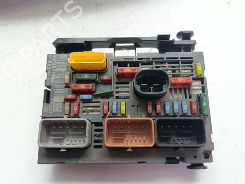 Used Fuse box Fuse box 34276417 34276417