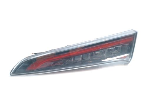 Used Right tailgate light Right tailgate light 16240085 16240085