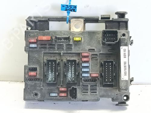 Used Fuse box Fuse box PEUGEOT 307 (3A/C) 1.6 HDi 110 (109 hp) 33795993 33795993