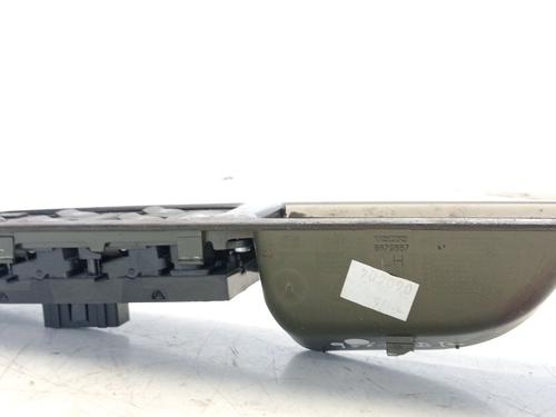 Left front window switch VOLVO S40 II (544) 2.4 | BP26308486I27 - Image 5
