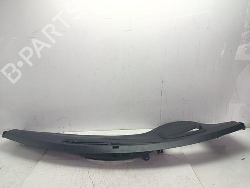 Griglia sotto parabrezza Griglia sotto parabrezza TOYOTA YARIS (_P21_, _PA1_, _PH1_) 1.5 Hybrid (MXPH10, MXPH11) (116 hp) 37633007 37633007
