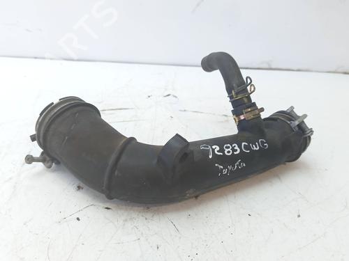 pipe-toyota-yaris-_p1_-1999-2000-2001-2002-2003-2004-2005-26613374 main image