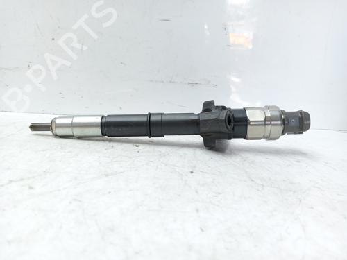 Injector NISSAN PATHFINDER III (R51) 2.5 dCi | BP19082669M100 