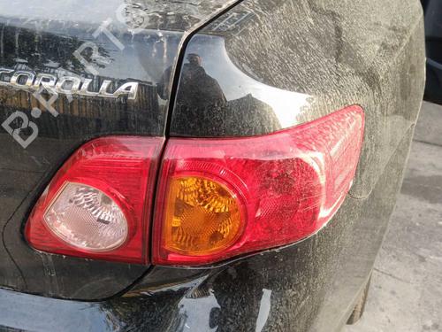 Højre baglygte Højre baglygte TOYOTA COROLLA Saloon (_E15_) 1.3 (NRE150) (101 hp) 39814938 39814938