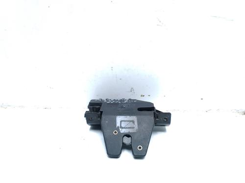 tailgate-lock-bmw-3-e46-320-d-51247840617-1997-1998-1999-2000-2001-2002-2003-2004-2005-22338011 main image