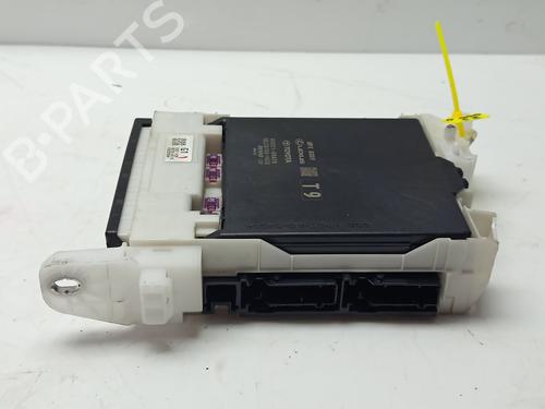 fuse-box-toyota-yaris-_p13_-2010-2011-2012-2013-2014-2015-2016-2017-2018-2019-2020-30871196 main image