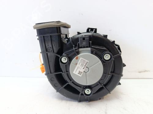 heater-blower-motor-toyota-yaris-_p13_-2010-2011-2012-2013-2014-2015-2016-2017-2018-2019-2020-33403851 main image
