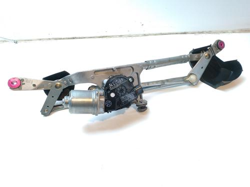 Used Front wiper motor TOYOTA YARIS (_P13_) [2010-2020]  21841478