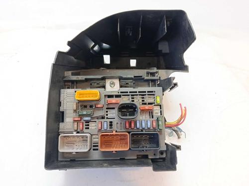 Used Fuse box Fuse box 39031386 39031386