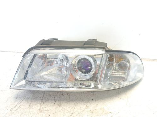 Lyskaster venstre AUDI A4 B5 (8D2) 1.9 TDI (110 hp) 30595370