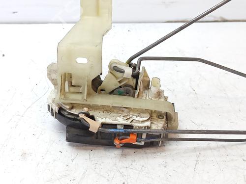 Used Front left lock Front left lock 30617582 30617582