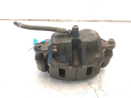 right-front-brake-caliper-hyundai-santa-fe-i-sm-2000-2001-2002-2003-2004-2005-2006-40036002 main image