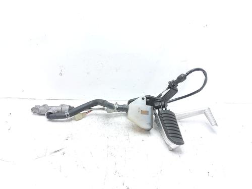 Brake master cylinder SUZUKI MOTORCYCLES V-STROM V-Strom 650 XT | BP24702936M77 