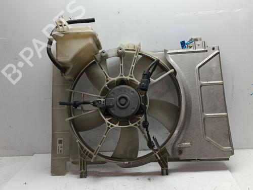 Used Radiator fan Radiator fan TOYOTA YARIS (_P9_) 1.3 VVT-i (SCP90_, SCP90R) (87 hp) 33675459 33675459