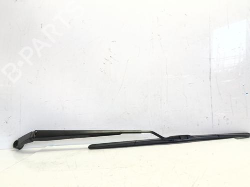 Used Front windshield wiper arm Front windshield wiper arm 38083624 38083624