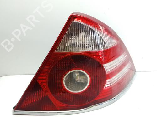 Fanale posteriore destro Fanale posteriore destro 37800896 37800896