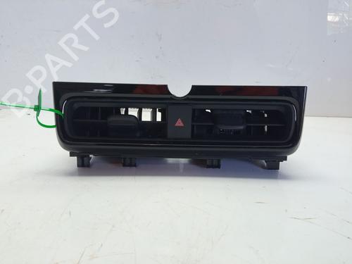 Luftventilen TOYOTA YARIS (_P21_, _PA1_, _PH1_) 1.5 Hybrid (MXPH10, MXPH11) (116 hp) 30874527