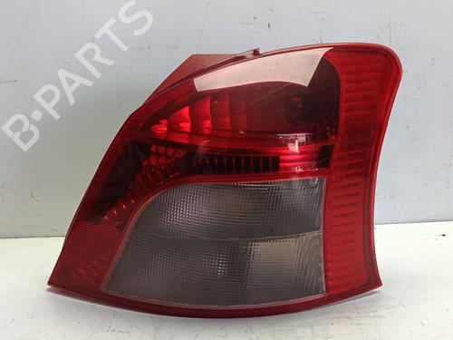 Used Right taillight Right taillight TOYOTA YARIS (_P9_) 1.3 VVT-i (SCP90_, SCP90R) (87 hp) 33675480 33675480