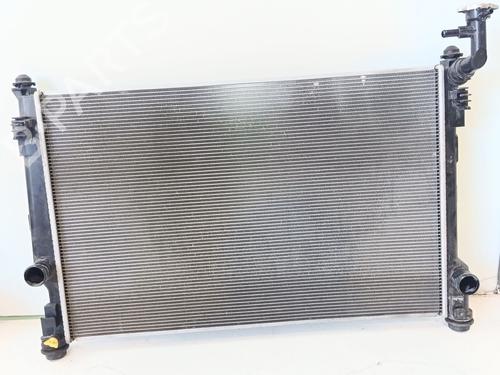Used Water radiator Water radiator 37447409 37447409
