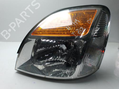 Lyskaster venstre HYUNDAI H-1 / STAREX Bus (A1) 2.5 TCi (99 hp) 7954880