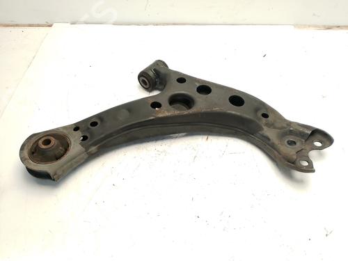 Used Left front suspension arm TOYOTA C-HR (_X1_) [2016-2025]  24529282