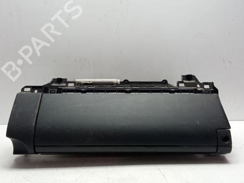 Used Glove box Glove box LEXUS IS III (_E3_) 300h (AVE30_, AVE30R) (223 hp) 33264180 33264180