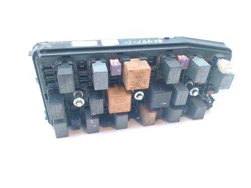 Used Fuse box Fuse box 16199912 16199912