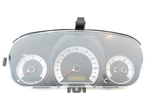 Used Instrument cluster Instrument cluster 15581446 15581446
