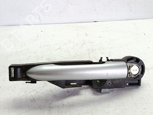 Used Front left exterior door handle Front left exterior door handle 38085448 38085448