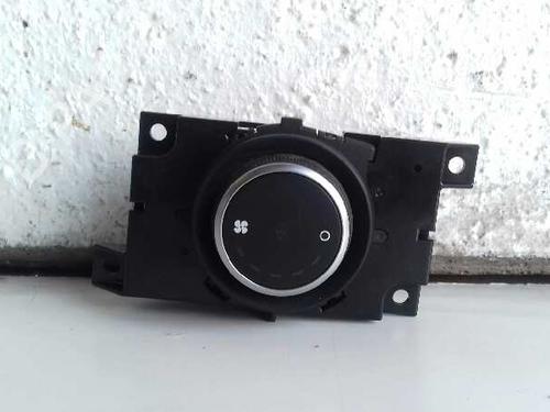 Used Climate control LAND ROVER DISCOVERY SPORT (L550) 2.2 D 4x4 (190 hp) 7959685