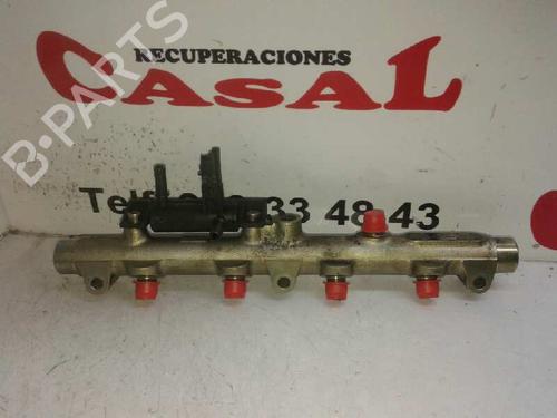 Used Injection rail Injection rail 7951317 7951317