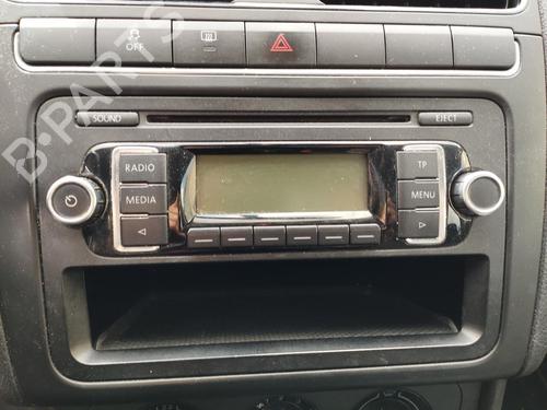 Used Radio VW POLO V (6R1, 6C1) 1.6 (90 hp) 10735281