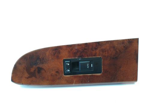 Used Right front window switch Right front window switch 12311302 12311302