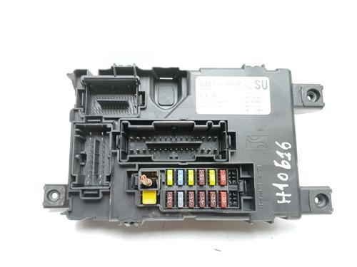 Used Fuse box Fuse box 16199914 16199914