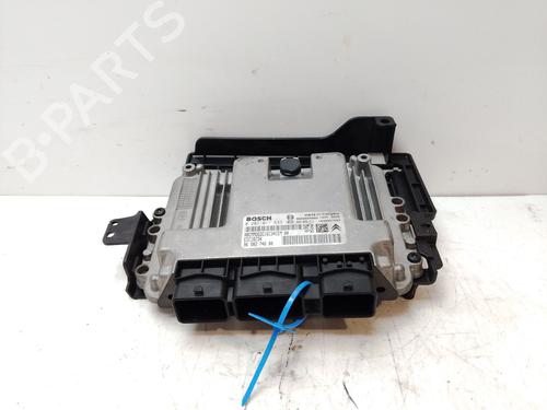 Used Engine control unit (ECU) PEUGEOT 407 (6D_) 1.6 HDi 110 (6D9HZC, 6D9HYC) (109 hp) 33017880