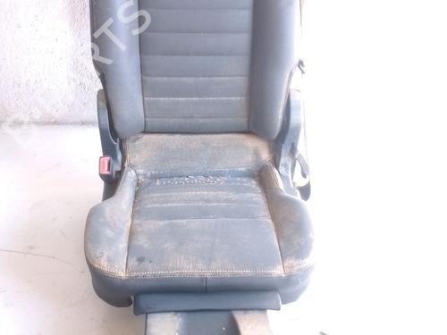 rear-seat-3rd-row-ford-tourneo-custom-v362-bus-f3-2012-25851153 main image