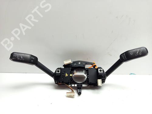 Used Headlight switch Headlight switch SEAT LEON (5F1) 1.6 TDI (105 hp) 33675397 33675397