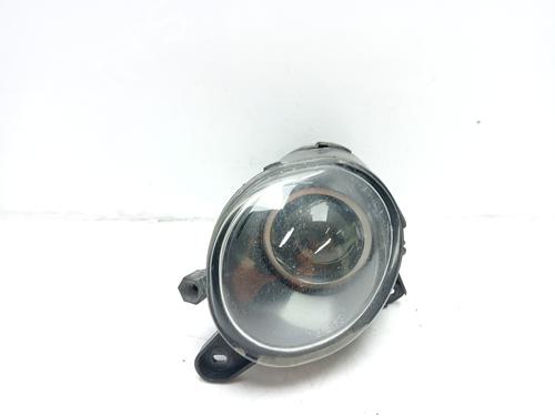 Used Right front fog light Right front fog light 15991850 15991850
